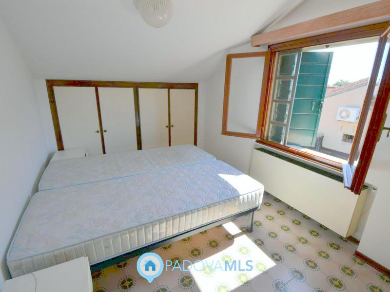 Immobile in esclusiva al Gruppo Padova MLS

Portello (via Belzoni): Scopri questo delizioso appar...