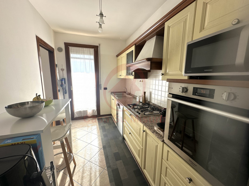 SAN GIORGIO DELLE PERTICHE, CAVINO RIF. EA135: Casa Su Misura ha il piacere di proporvi appartame...