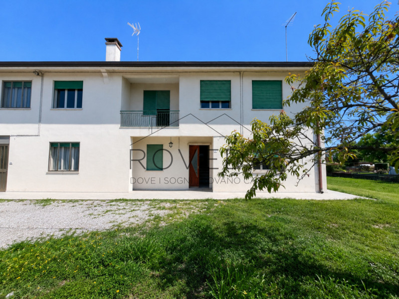 DOSSON DI CASIER

RIFERIMENTO: CR25

L'agenzia Roveda Immobiliare ha il piacere di proporvi, in u...