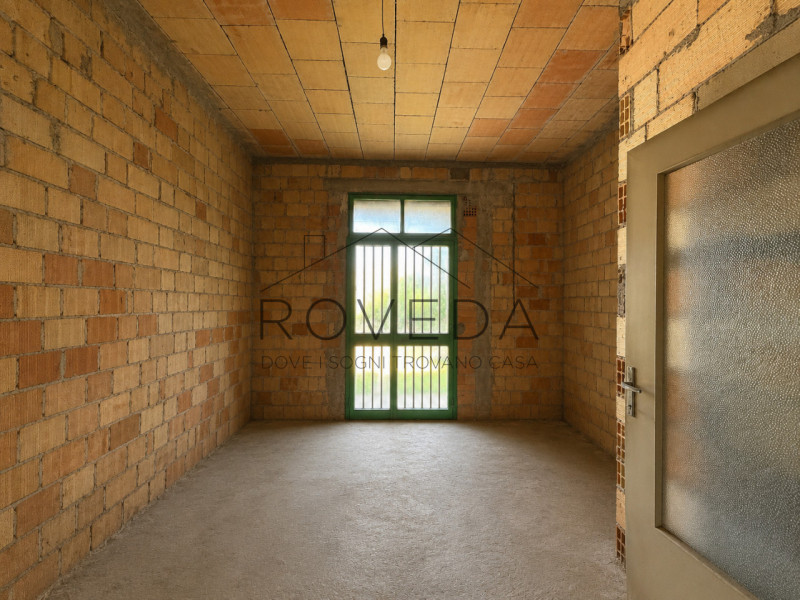 DOSSON DI CASIER

RIFERIMENTO: CR25

L'agenzia Roveda Immobiliare ha il piacere di proporvi, in u...