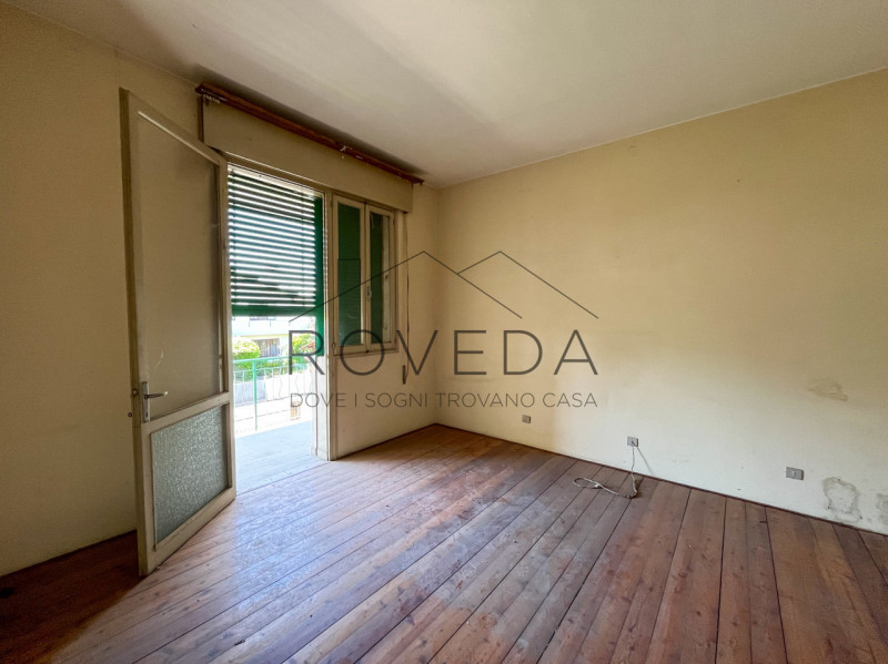 DOSSON DI CASIER

RIFERIMENTO: CR25

L'agenzia Roveda Immobiliare ha il piacere di proporvi, in u...