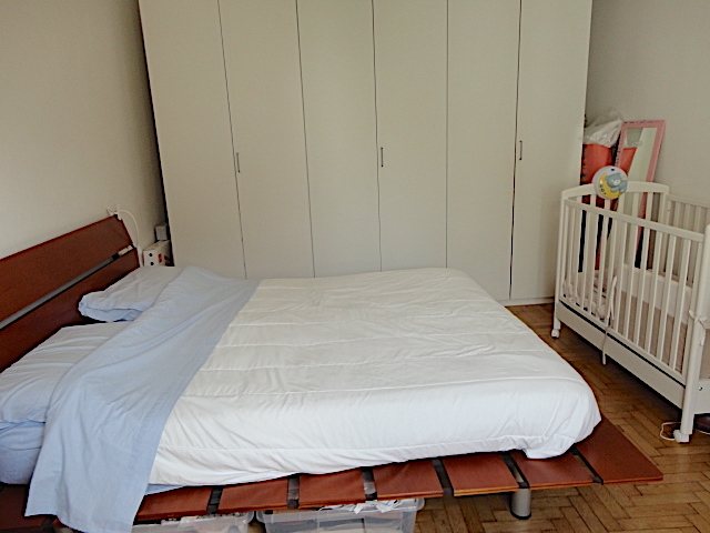 Nel cuore del centro storico, in prossimità di via Degli Zabarella, è disponibile da agosto un ap...