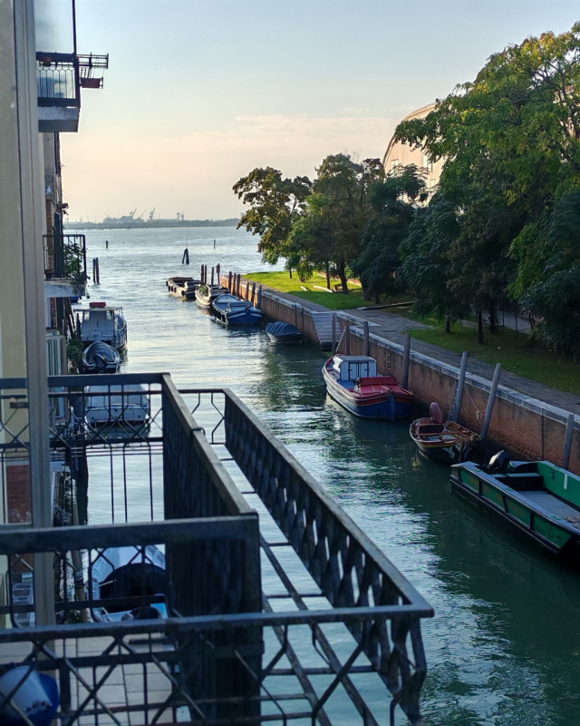 Vendesi soleggiato appartamento in centro storico a Venezia, Cannaregio zona Rio della Sensa e Ri...