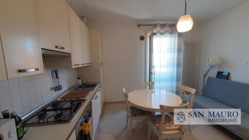 SOVIZZO: in zona residenziale molto tranquilla in un condominio di sole tre unità, sito al primo ...