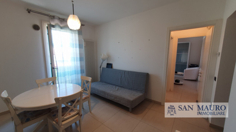 SOVIZZO: in zona residenziale molto tranquilla in un condominio di sole tre unità, sito al primo ...