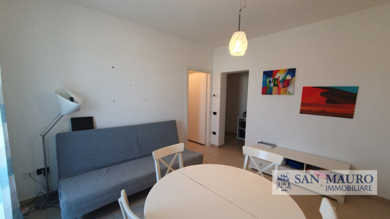 SOVIZZO: in zona residenziale molto tranquilla in un condominio di sole tre unità, sito al primo ...