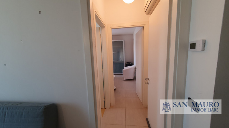 SOVIZZO: in zona residenziale molto tranquilla in un condominio di sole tre unità, sito al primo ...