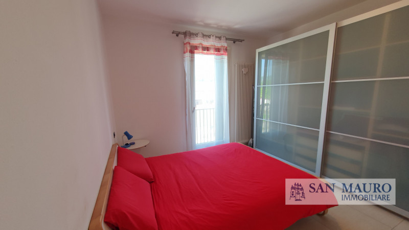 SOVIZZO: in zona residenziale molto tranquilla in un condominio di sole tre unità, sito al primo ...