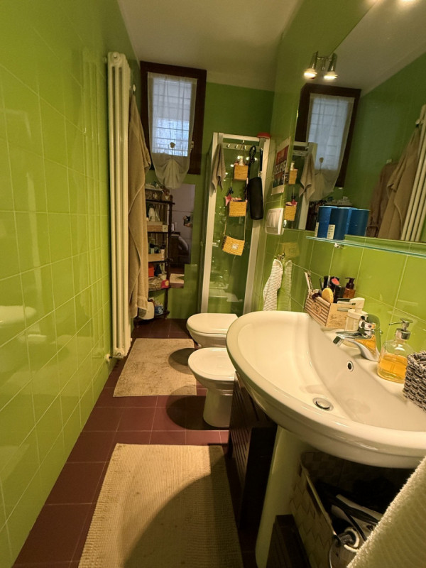 MINI APPARTAMENTO CON TERRAZZA ABITABILE E GARAGE A VICENZA. EURO 113.000 NON TRATTABILI. CODICE ...