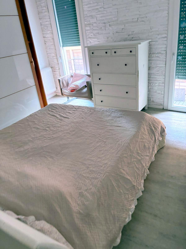 1 CAMERA RISTRUTTURATO ED ARREDATO A PONTE DI BRENTA €.130.000 - rif.CL538

A Ponte di Brenta, in...