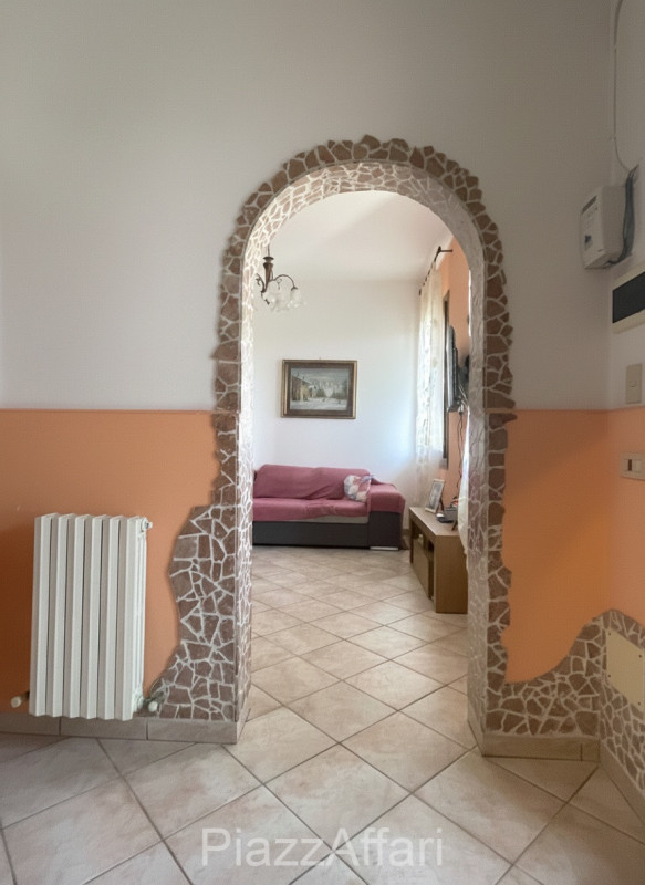 Pegolotte di Cona (VE): Porzione di casa in contesto bifamiliare, sviluppata su 2 piani, con area...