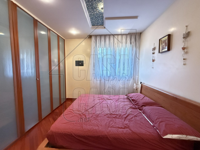 Proponiamo in vendita a pochi passi dal Duomo di Abano Terme, un raffinato appartamento di circa ...