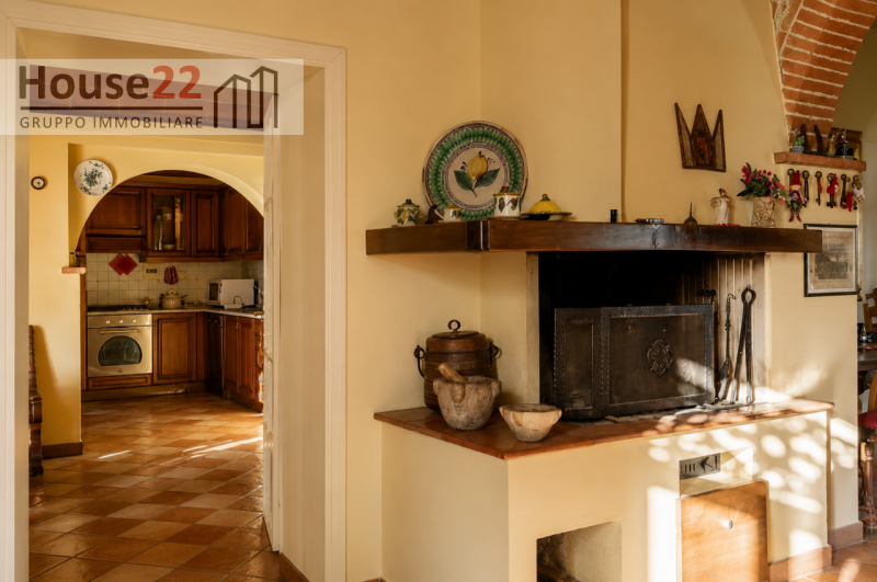 AREZZO - TOSCANA. Splendido ANTICO CASALE sapientemente ristrutturato, con una superficie totale ...