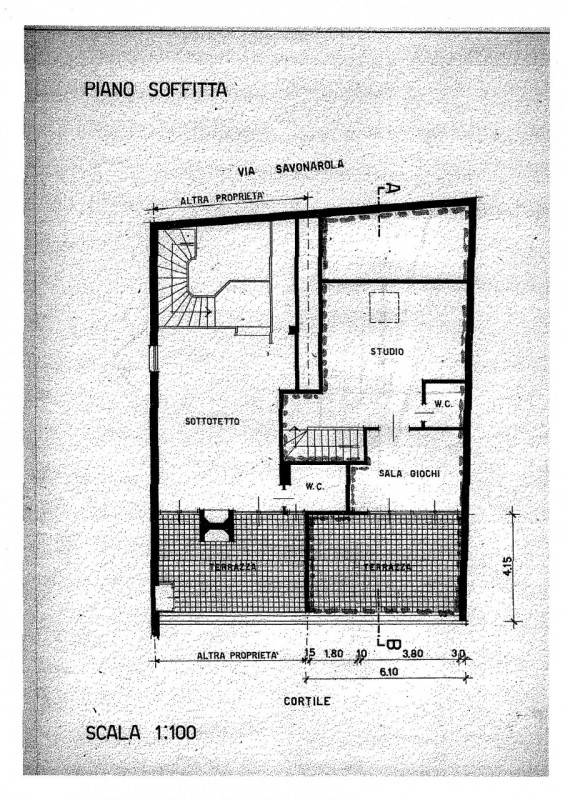 Scopri questo affascinante appartamento quadrilocale situato in un palazzetto storico nella prest...