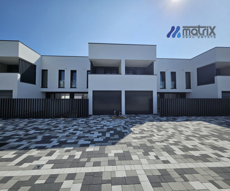 Villa Vigonovo €. 300.000 
Fotovoltaico 6 Kw con inverte, mq.140  calpestabili  Cl A4

"Residenze...