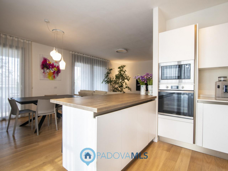 Immobile in esclusiva al Gruppo Padova MLS
Ponte San Nicolò - Voltabarozzo: Appartamento al secon...