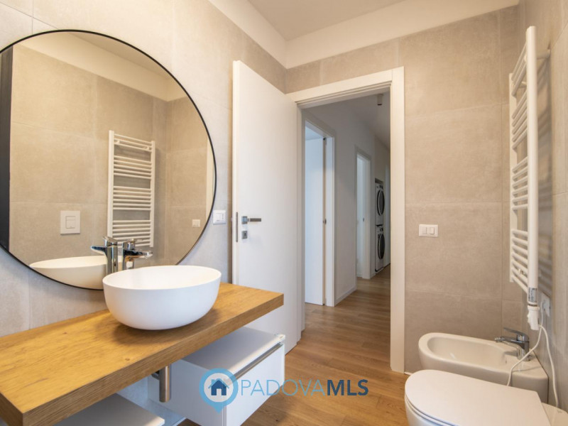 Immobile in esclusiva al Gruppo Padova MLS
Ponte San Nicolò - Voltabarozzo: Appartamento al secon...