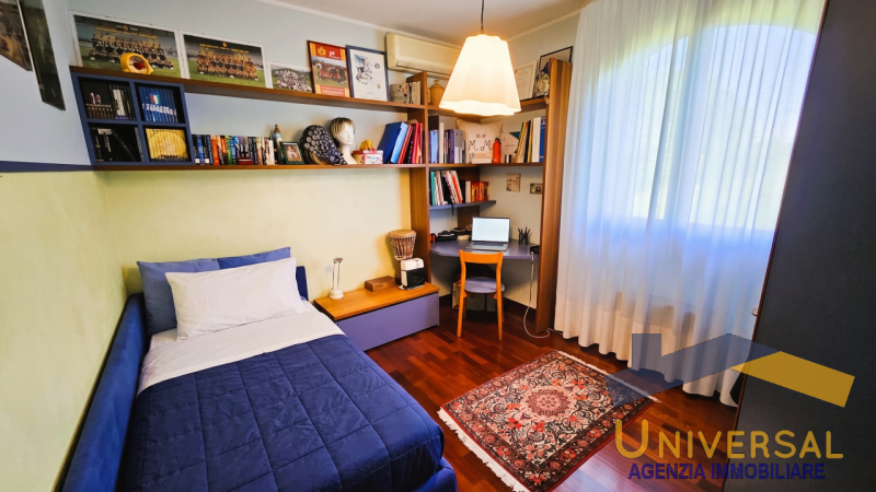 LOREGGIA – In zona tranquilla e a pochi minuti dal centro paese, proponiamo in vendita Villa sing...