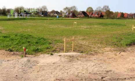 THIENE z.i.: in zona industriale strategica ad 1,5 km dal casello autostradale di Thiene e alla n...