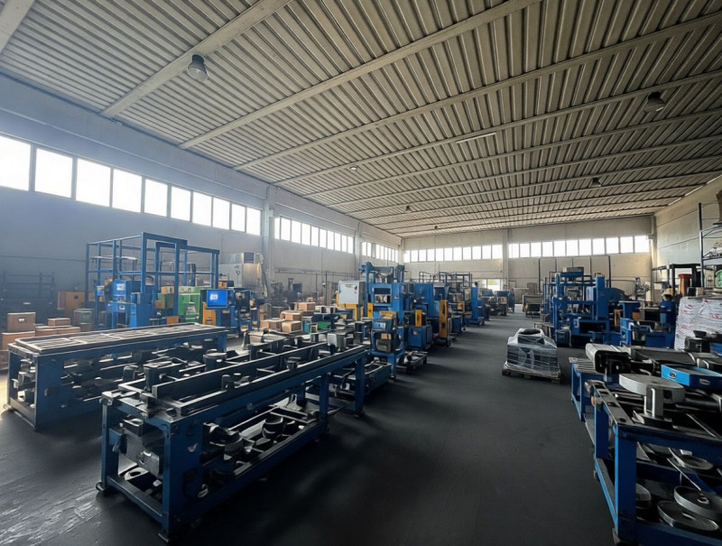 Rif. 1590 – ANTONIO – Per informazioni: 338.4892021
EUROMEDIA propone in vendita un interessante ...