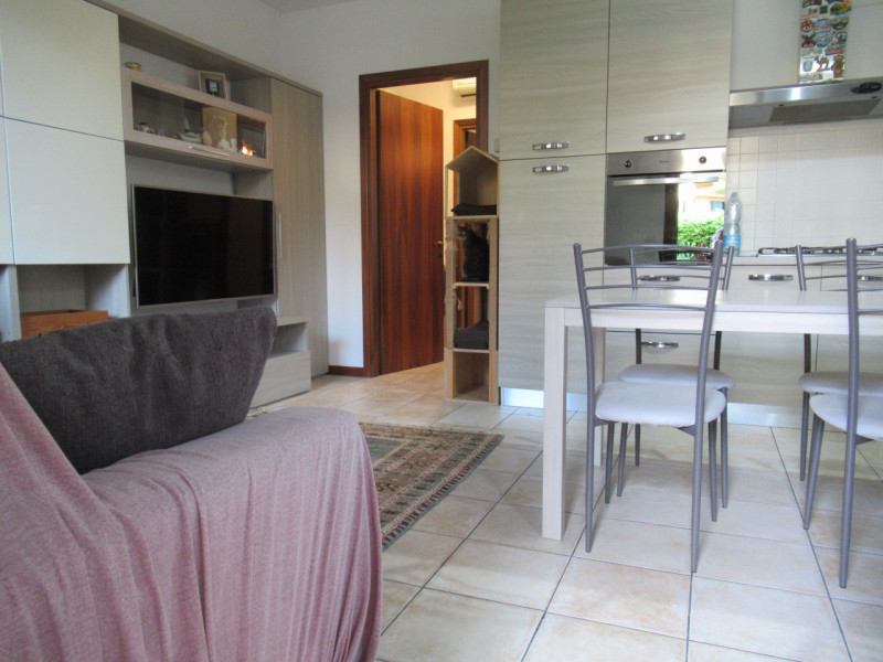 A Carità di Villorba (TV), proponiamo in affitto mini appartamento al piano terra, composto da: s...