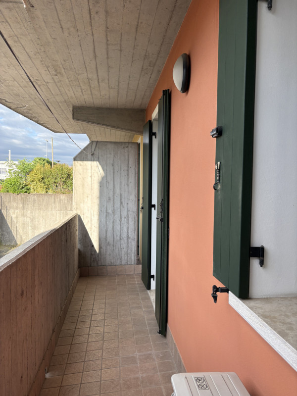 A Carità di Villorba (TV), proponiamo in affitto mini appartamento al piano terra, composto da: s...