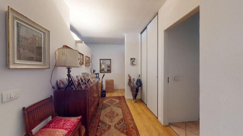 UBICAZIONE E CONTESTO
Nel quartiere San Felice, in una posizione comoda e ben servita, proponiamo...