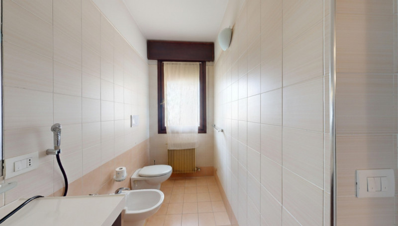 UBICAZIONE E CONTESTO
Nel quartiere San Felice, in una posizione comoda e ben servita, proponiamo...