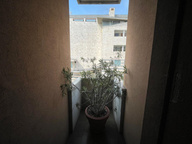 UBICAZIONE E CONTESTO
Nel quartiere San Felice, in una posizione comoda e ben servita, proponiamo...