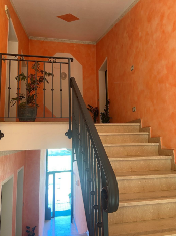 Rif. A.A.244-25

Vendita all'asta - appartamento al 1° piano con garage in data 16 giugno 2026

D...