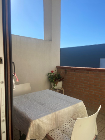 Rif. A.A.244-25

Vendita all'asta - appartamento al 1° piano con garage in data 16 giugno 2026

D...