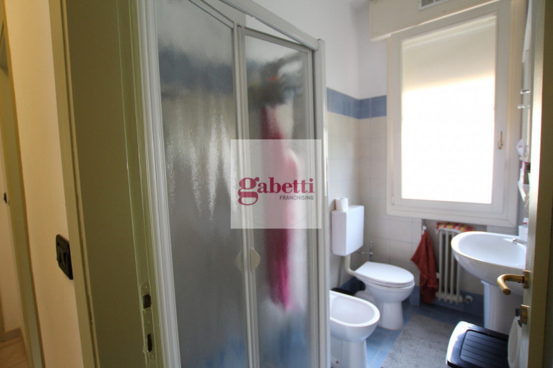 MONTA' S.IGNAZIO Proponiamo in vendita un appartamento quadrilocale situato al piano terra di una...