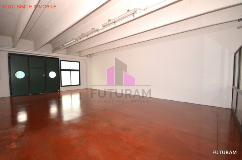 ARCUGNANO - 46FIL - PER INFO 0444/310220

Proponiamo in  Affitto un laboratorio di 81mq ad Arcugn...