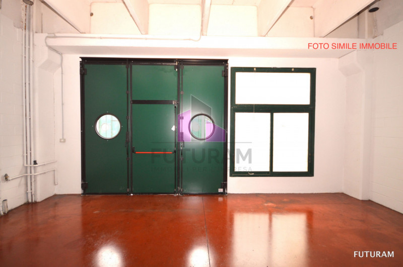 ARCUGNANO - 46FIL - PER INFO 0444/310220

Proponiamo in  Affitto un laboratorio di 81mq ad Arcugn...