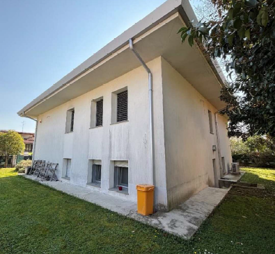 Rif. A.A.01-24

Vendita all'asta - abitazione unifamiliare su due livelli in data 16 giugno 2026
...