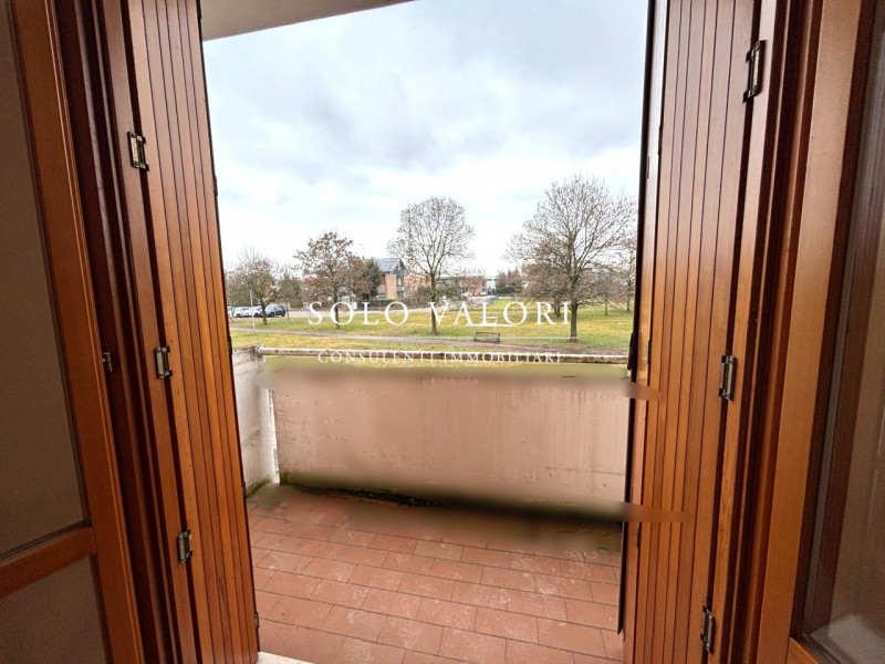 Rif. A939  (Nada 392 6956333)

In posizione centralissima e strategica, comoda a tutti i servizi,...