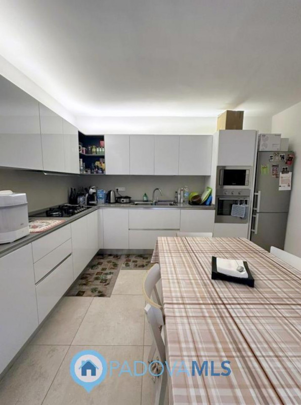 Immobile in esclusiva al Gruppo Padova MLS.

Scopri un'opportunità unica per diventare proprietar...