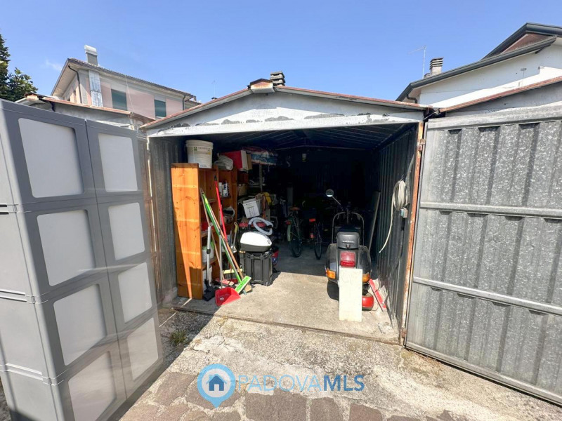 Immobile in esclusiva al Gruppo Padova MLS.

Scopri un'opportunità unica per diventare proprietar...