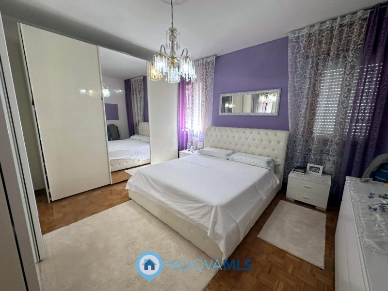 Immobile in esclusiva al Gruppo Padova MLS

Nel cuore del quartiere Pio X° a due minuti dal centr...