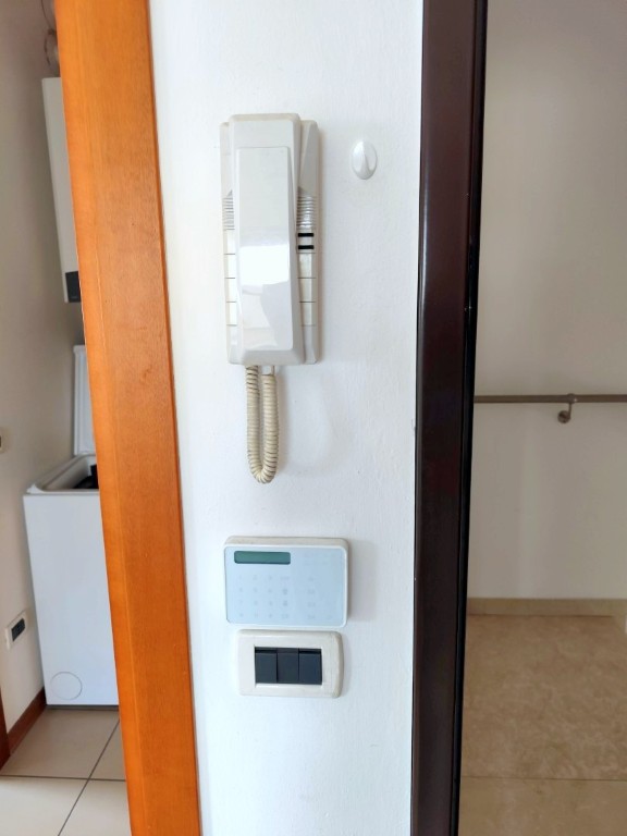 MINI INDIPENDENTE A S.GIUSEPPE/SAVONAROLA €.185.000 - rif.LM01

Scopri questo splendido appartame...