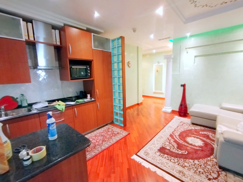 ELEGANTE APPARTAMENTO 2 CAMERE ARREDATO CON AMPIO GIARDINO ABANO TERME €.270.000 - rif.CL539

Pro...