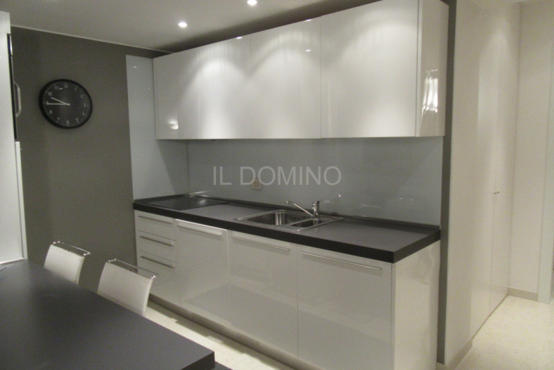 Appartamento bilocale completamente ristrutturato nuovo, posto al piano 1° di una palazzina signo...