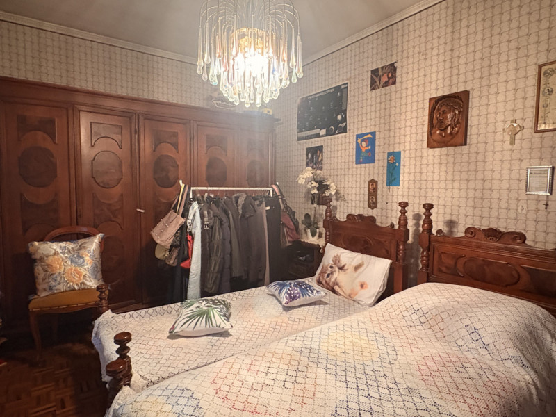 Proponiamo in vendita una splendida villa contemporanea situata nella ricercata zona di Mellaredo...