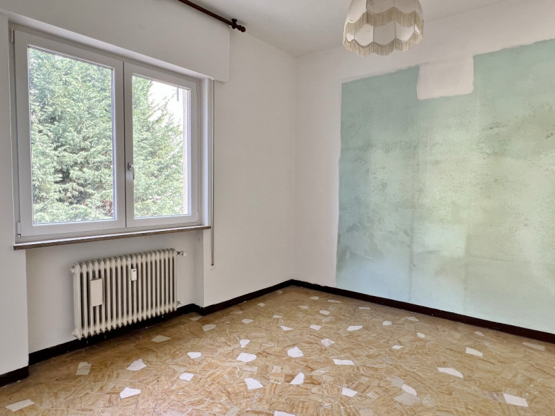 VICENZA OVEST - QUARTIERE SANTA BERTILLA: AMPIO E LUMINOSO TRICAMERE CON GRANDE GARAGE - Rif. 838...