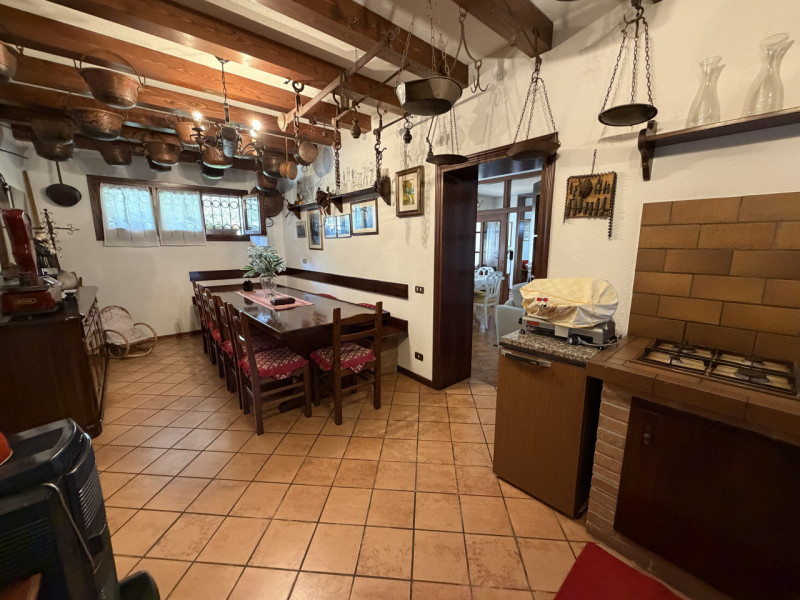 San Dono di Massanzago – Porzione di bifamiliare in tranquilla zona di campagna

In un contesto r...