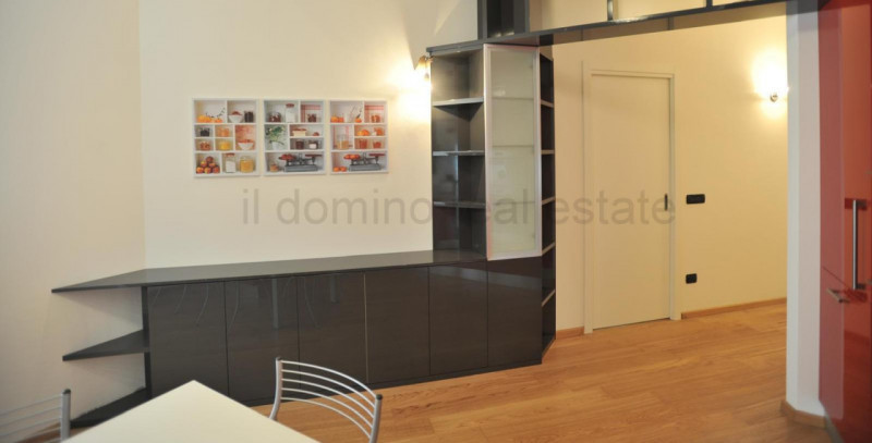 Splendido appartamento trilocale situato nel centro storico di Padova, vicino a Piazza Insurrezio...