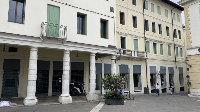 Rif. BD100 (per info 393 9878704 Daniel)

Scopri un'opportunità unica per il tuo business con que...