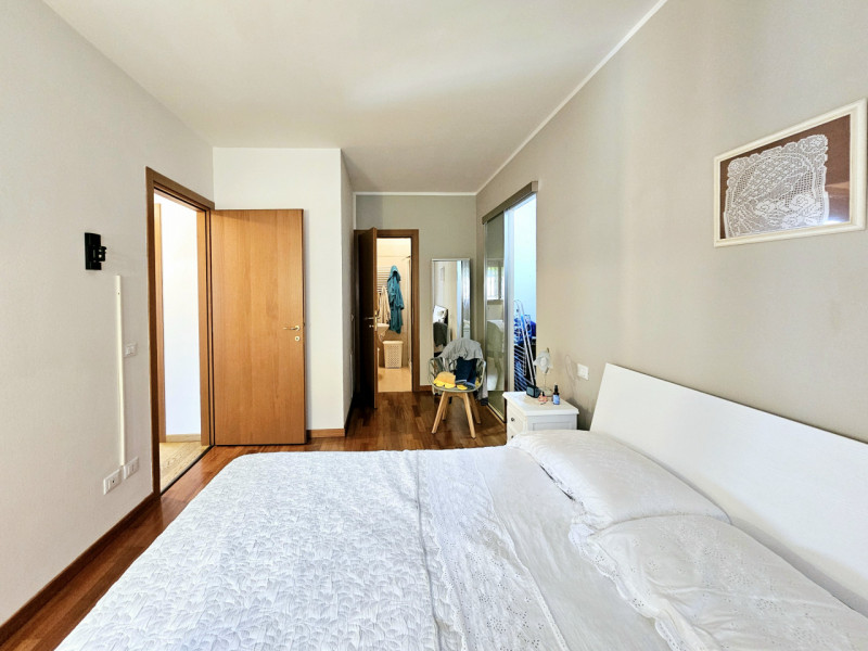 In vendita a Casalserugo, in una tranquilla zona residenziale immersa nel verde ma comoda ai prin...