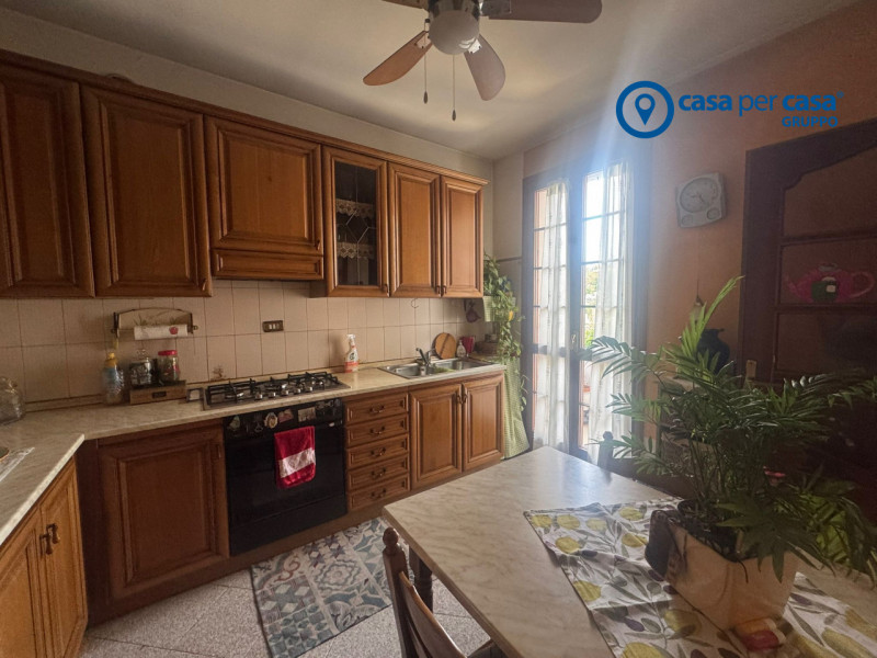 APPROVATO GRUPPO CASA PER CASA: VALUTATO, CONTROLLATO, GESTITO IN ESCLUSIVA!

ZONA:
L'abitazione ...