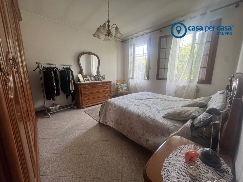 APPROVATO GRUPPO CASA PER CASA: VALUTATO, CONTROLLATO, GESTITO IN ESCLUSIVA!

ZONA:
L'abitazione ...